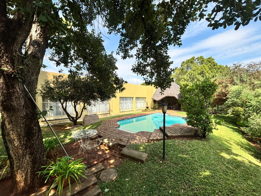 4 Bedroom Property for Sale in Flamwood North West